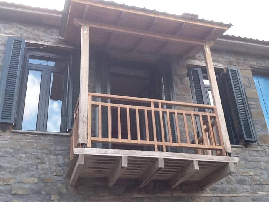 Villa Δάφνη 1933, Λιθόχτιστο Αρχοντικό Στο Βουνό à Ano Chora Extérieur photo