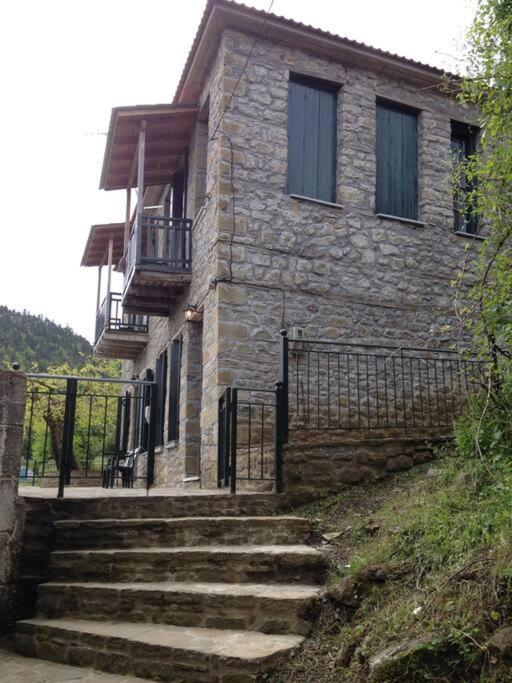 Villa Δάφνη 1933, Λιθόχτιστο Αρχοντικό Στο Βουνό à Ano Chora Extérieur photo